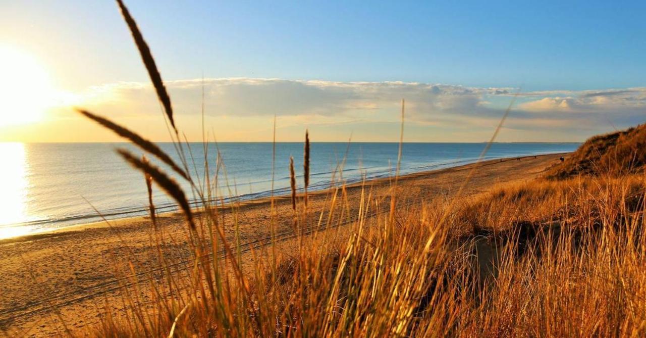 Maison "Pivoine" Proche De La Plage Le Bois-Plage-en-Ré Kültér fotó